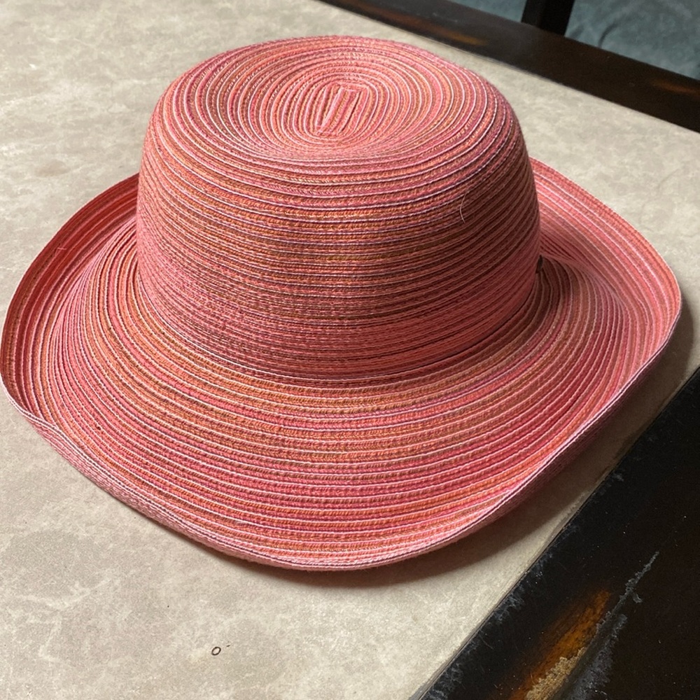 Pink kooringal hat